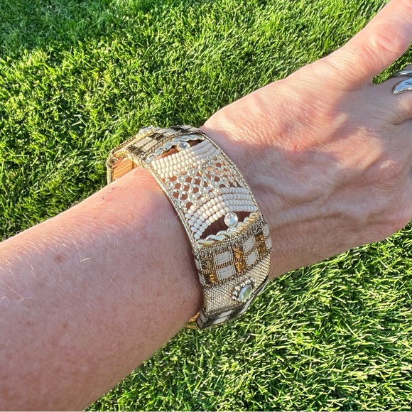 Beautiful metal mixed media bracelet - Picture 6 of 9